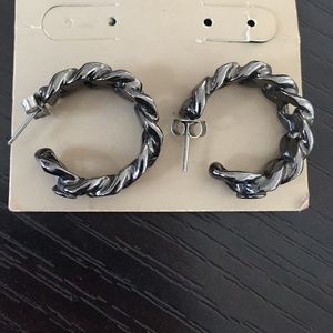 Dannijo gunmetal chain link hoop stud earrings